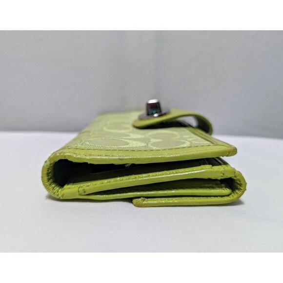 Coach Signature Canvas Patent Leather Turn Lock Long Wallet Lime Green Silver - Picture 6 of 12